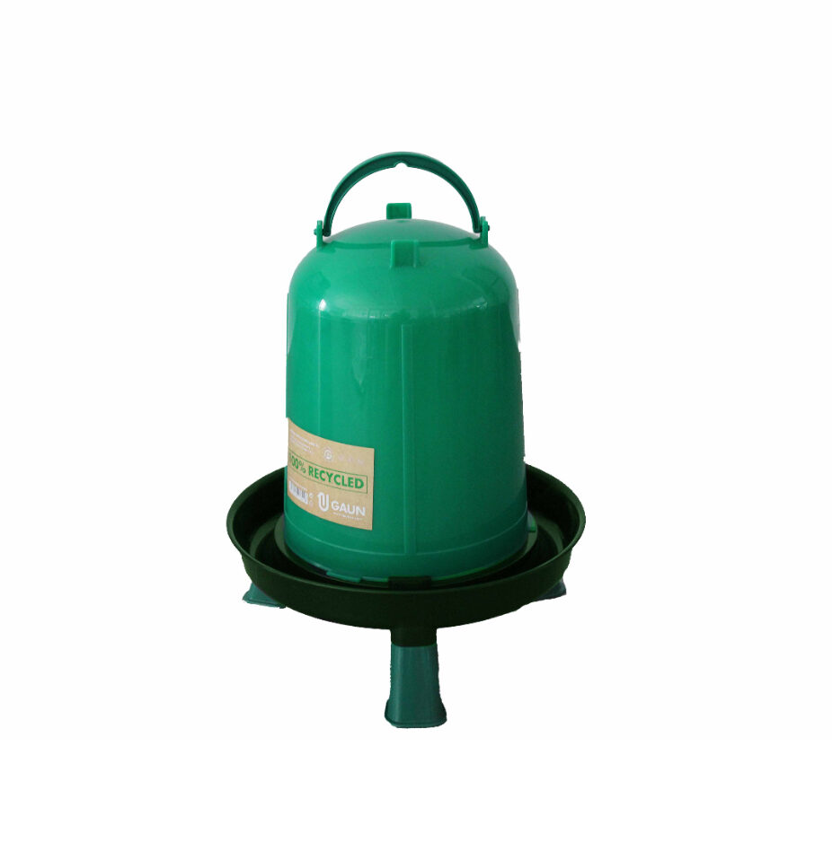 Abreuvoir volailles eco recycle avec pieds 10 L